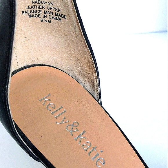 Like new Condition Pair of Kelly&Katie Nadia Genuine Leather Ankle Strap Sandals - Picture 5 of 9